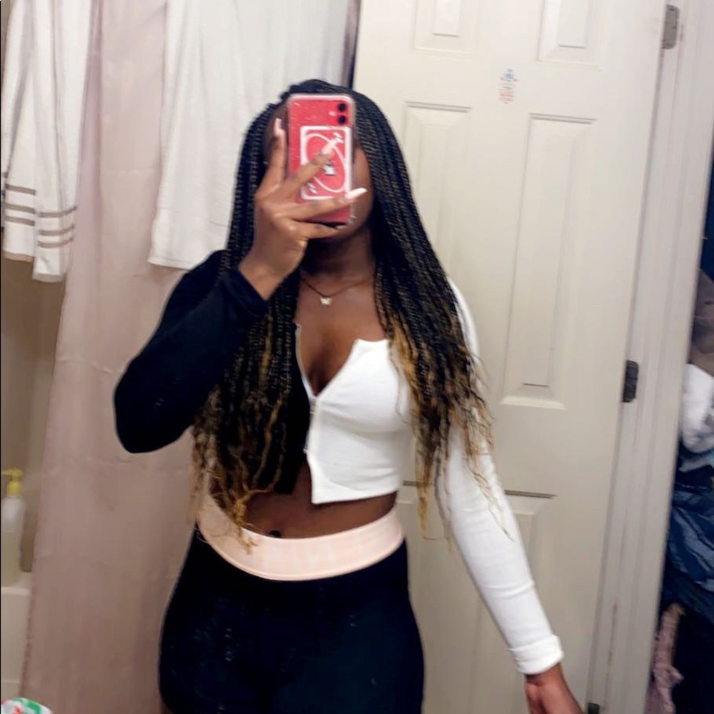 Back and White Colorblock Zip Up Crop Top